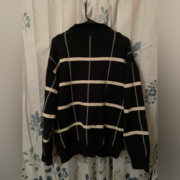 Sweater - Picture 3 of 3